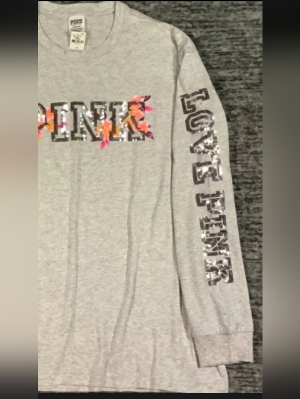 Victoria's Secret Gray Crewneck Longsleeve tshirt with Floral Applique Top PİNK